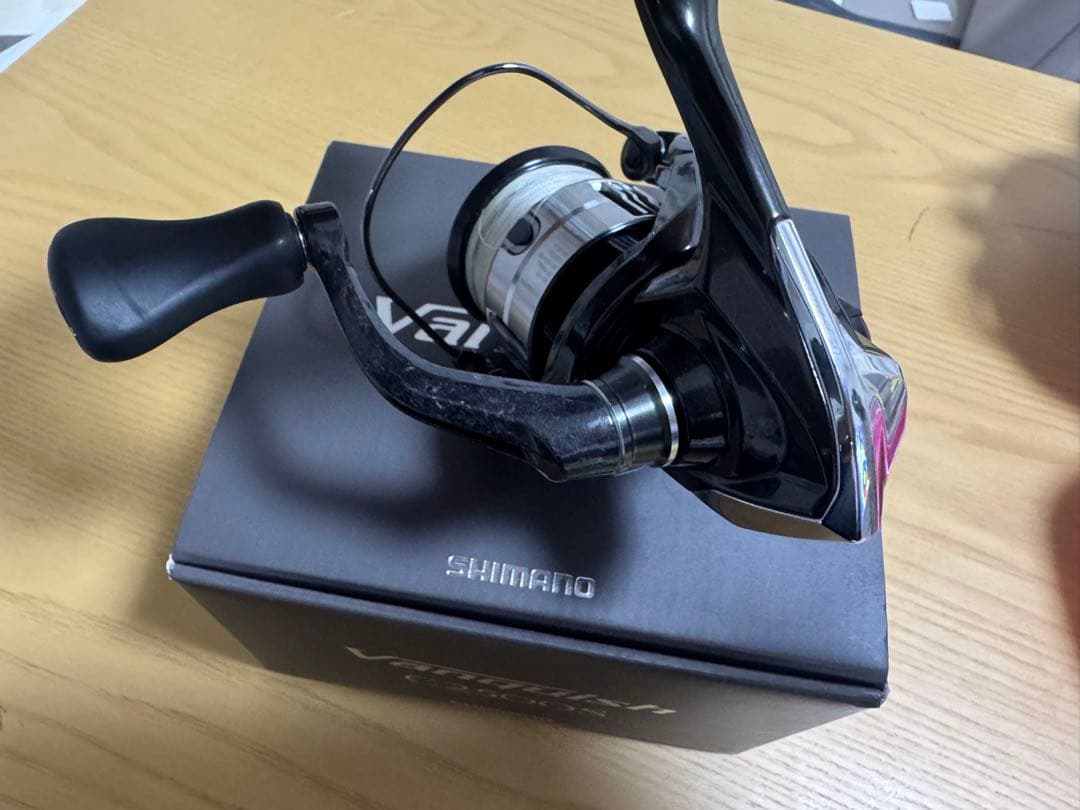SHIMANO Vanquish C2500S スピニングリール