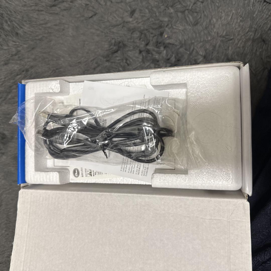 ロジクール Blue Yeti BM400W USBコンデンサーマイク ホワイト