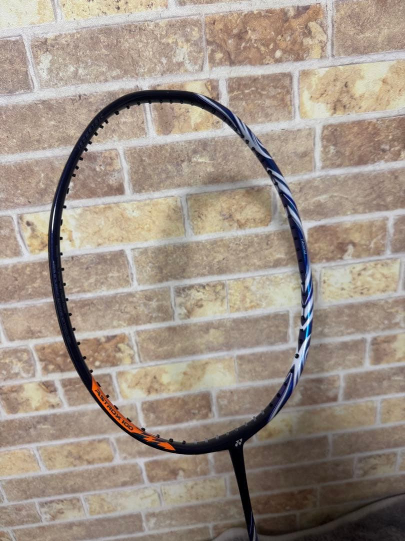YONEX アストロクス100zz ダークネイビー 4U 5G (ガットなし)