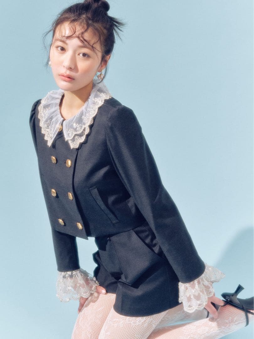 がぎご 新品 LILY BROWN スカラップビジューアタッチドジャケット