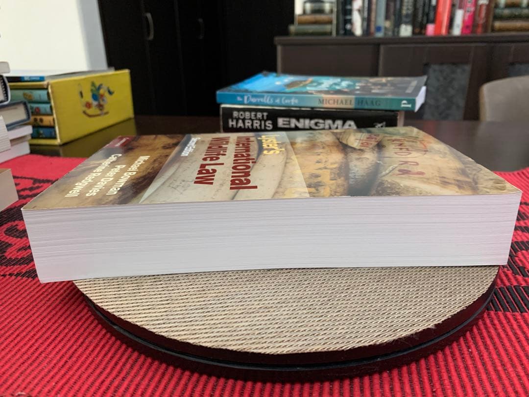 洋書 Lyster's International Wildlife Law