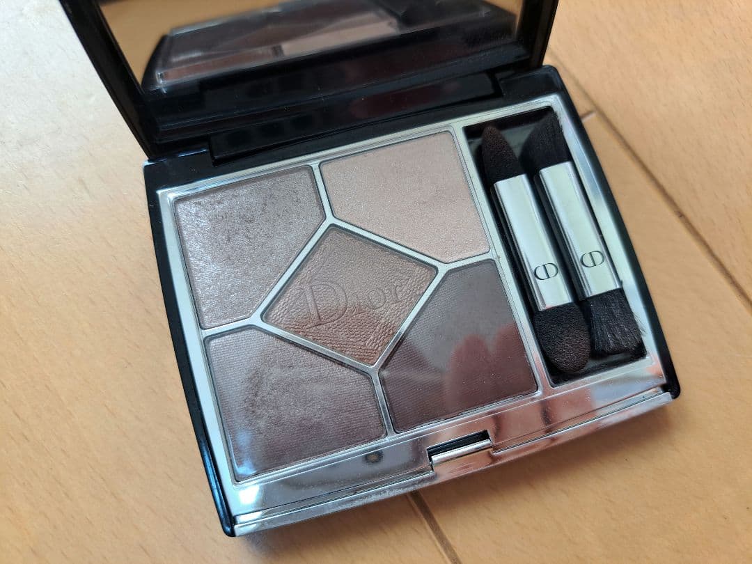 Dior アイシャドウパレット ３つセット 589 / 669 / 439