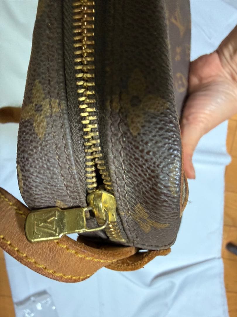 Louis Vuitton モノグラム バッグ