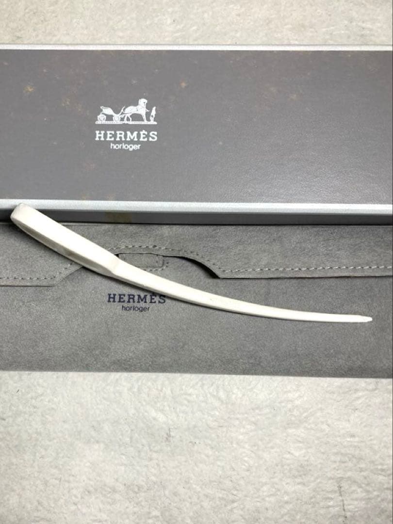 HERMES エルメス かんざし ヘアアクセサリー ホワイト 箱付き