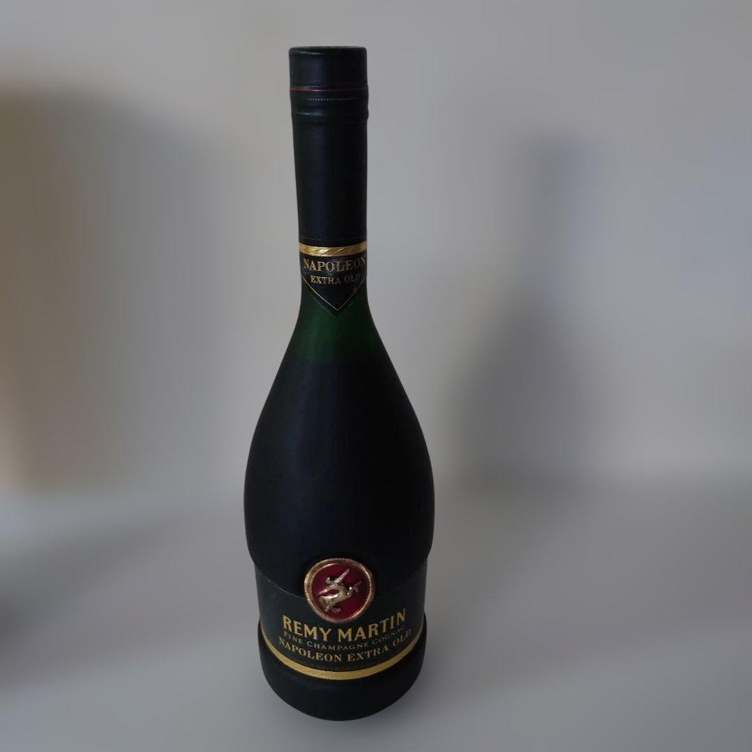 REMY MARTIN NAPOLEON EXTRA OLD ✨REDエンブレム