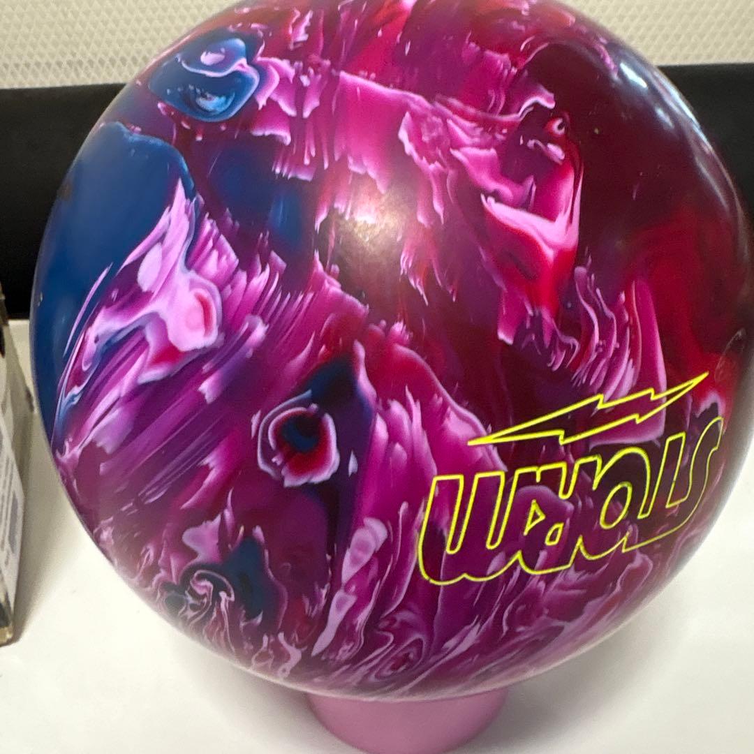 未使用　ボウリング　球　15ポンド　詳細不明　ボーリング　未加工　ストーム