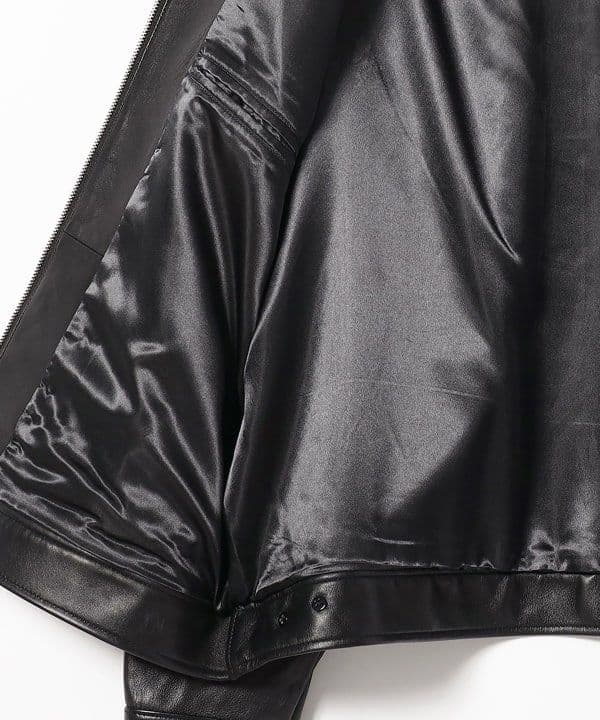 BEAMS　レザージップブルゾン