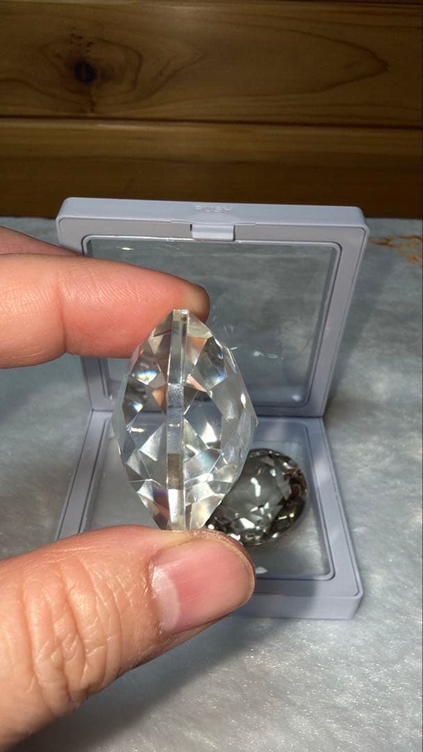 最高品質 ブラジル産本水晶 宝石カット オクタゴナルモディファイドブリリアント