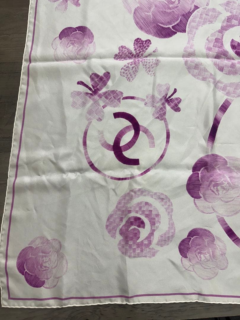 T*P様 美品！CHANEL 花柄スカーフ 紫 約86cm x 86cm