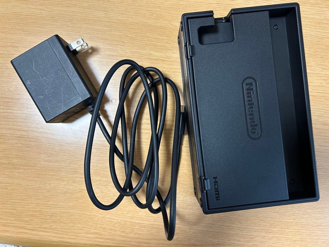 Nintendo Switch 本体 ブルーレッド Joy-Conブラックつき