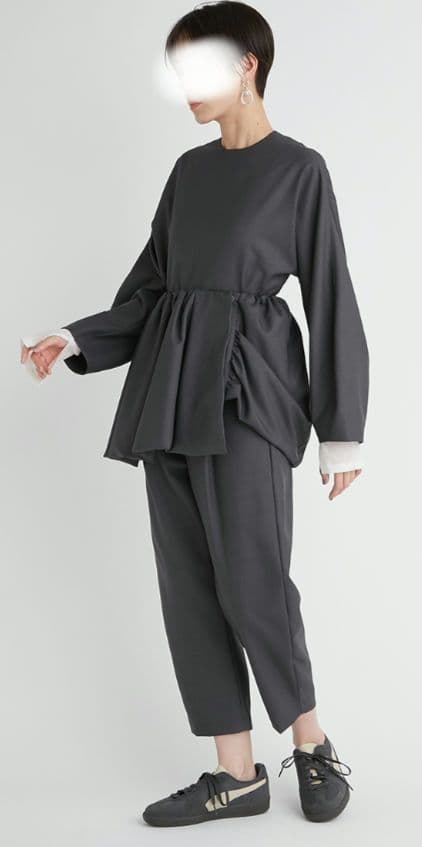 emmi atelier　金子綾コラボ ケープ付きブラウス