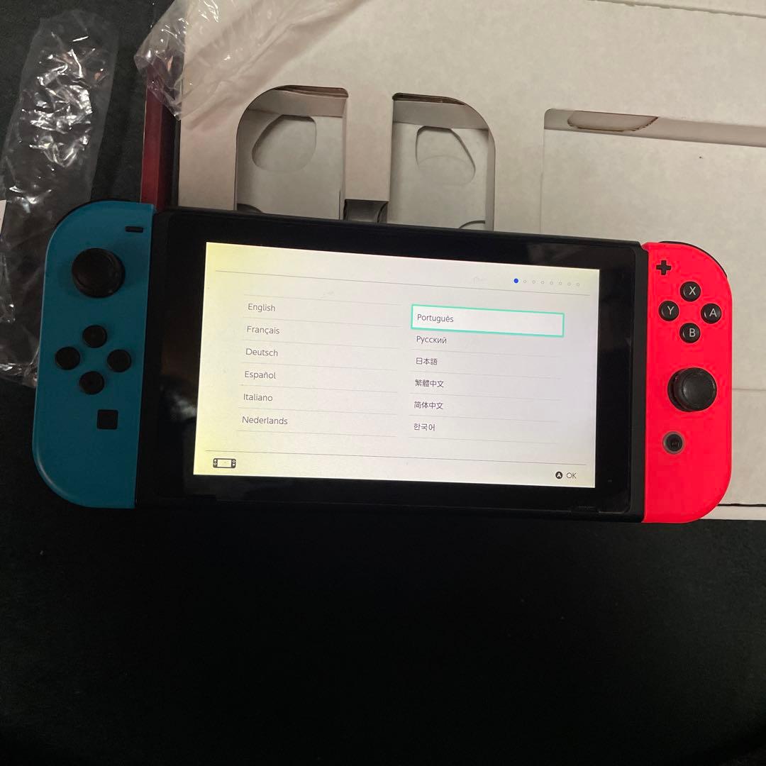 Nintendo Switch 本体（付属品、箱あり）
