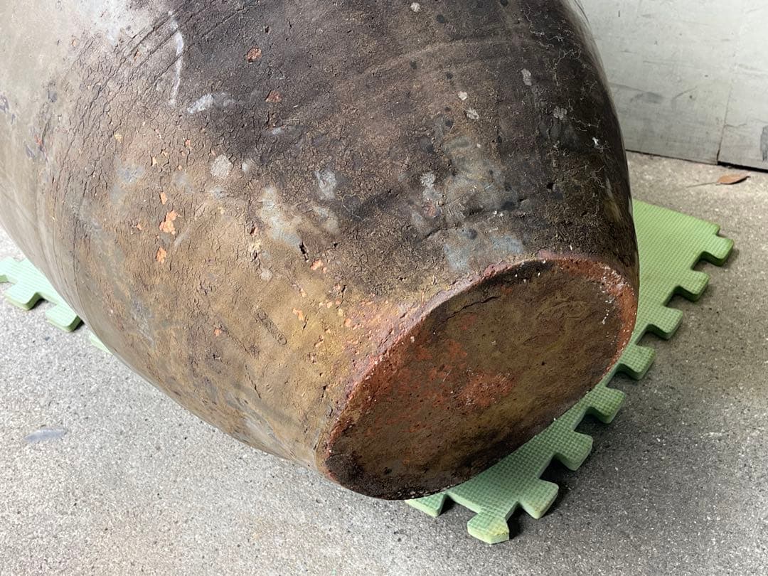 古い唐津焼 67cm 大甕 広口 大瓶 水槽 甕 壺 睡蓮鉢