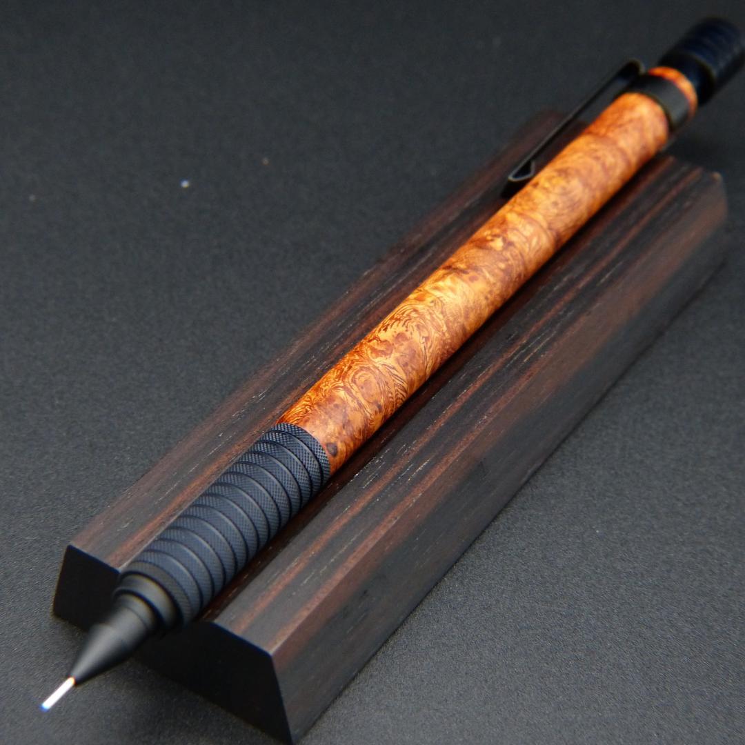 木軸シャーペン　ステッドラー　花梨こぶ杢　0.5mm