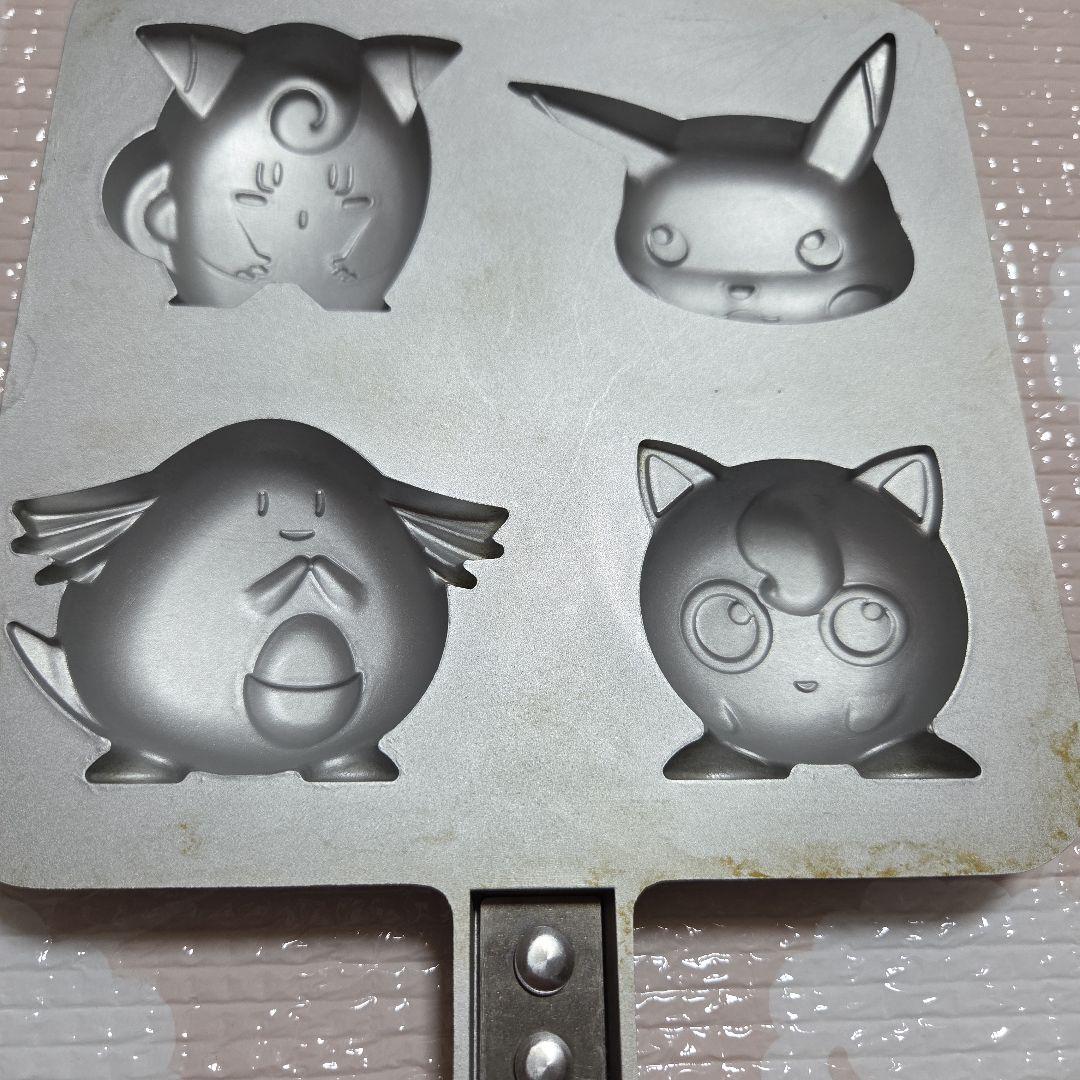 ウルトラマン 、ポケットモンスター焼き型 2種類　３台