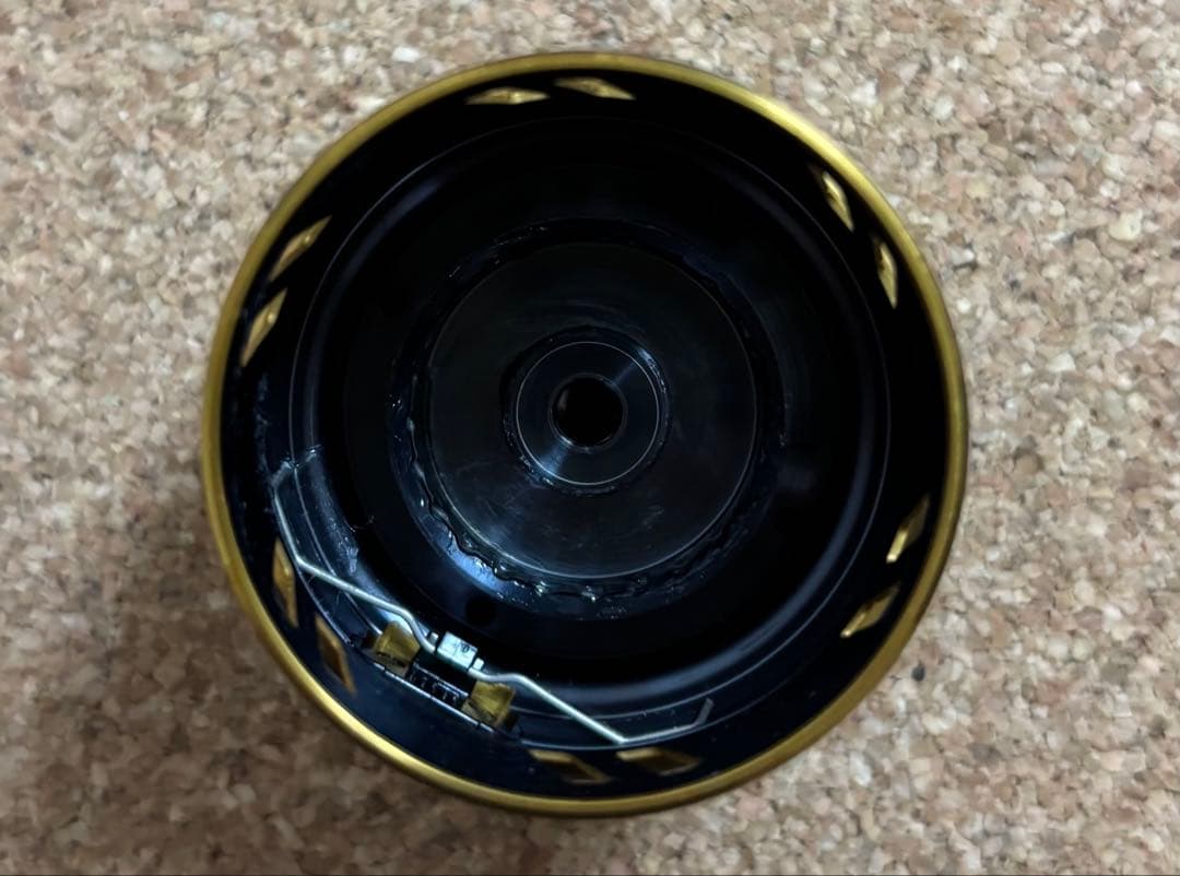 （美品）【DAIWA】18 LEGALIS レガリス LT2000S-XH