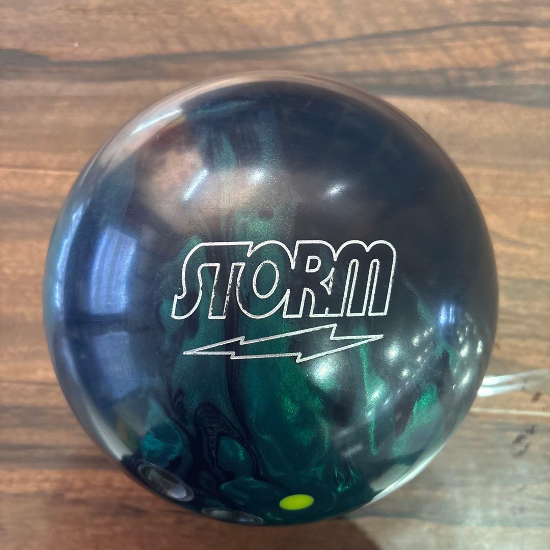 STORM iQ ツアーAIボウリングボール 15ポンド