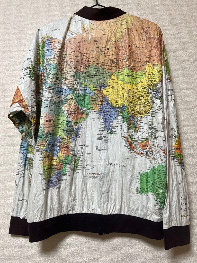 カートコバーン着　当時物世界地図ペーパージャケットL（相当）