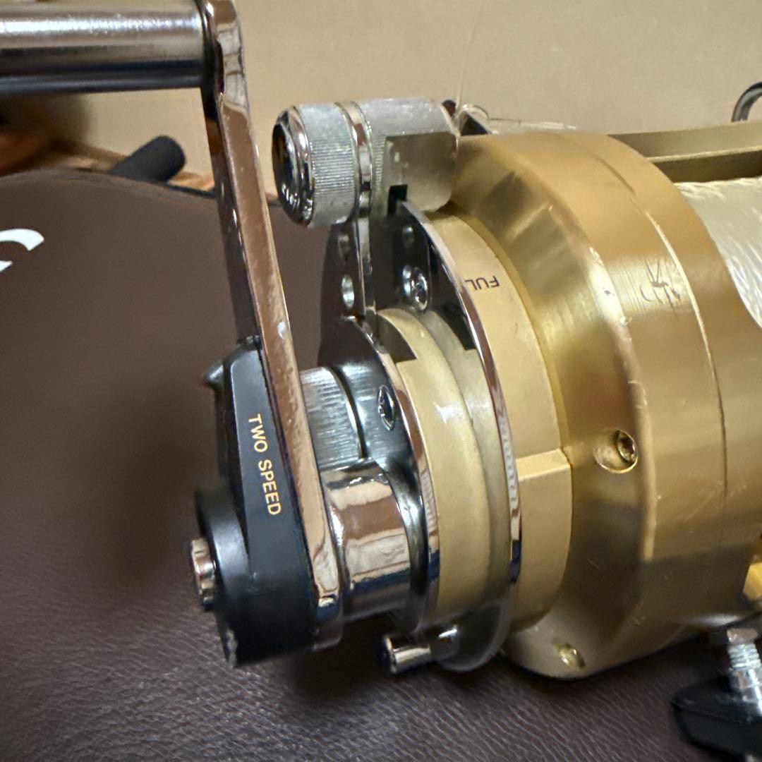SHIMANO TIAGRA 50W 両軸リール ゴールド