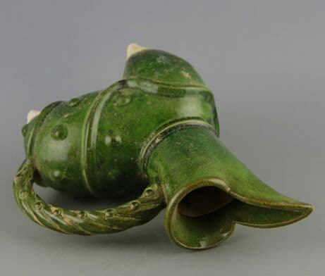 唐代エメラルドグリーン釉薬獣足鼓釘杯擬唐代出土古磁器骨董品コレクション置物