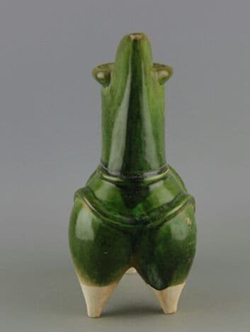 唐代エメラルドグリーン釉薬獣足鼓釘杯擬唐代出土古磁器骨董品コレクション置物