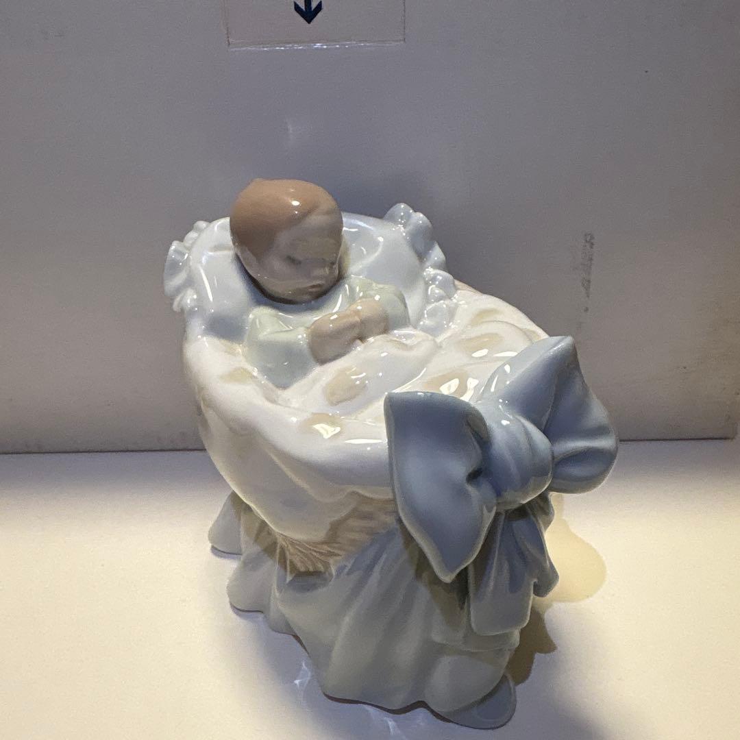 Lladro スイートベイビー　男の子　女の子