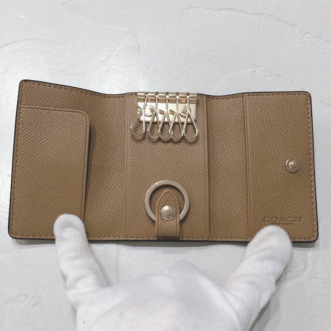 ☆未使用☆ COACH コーチ キーケース ５連 ホワイト レザー