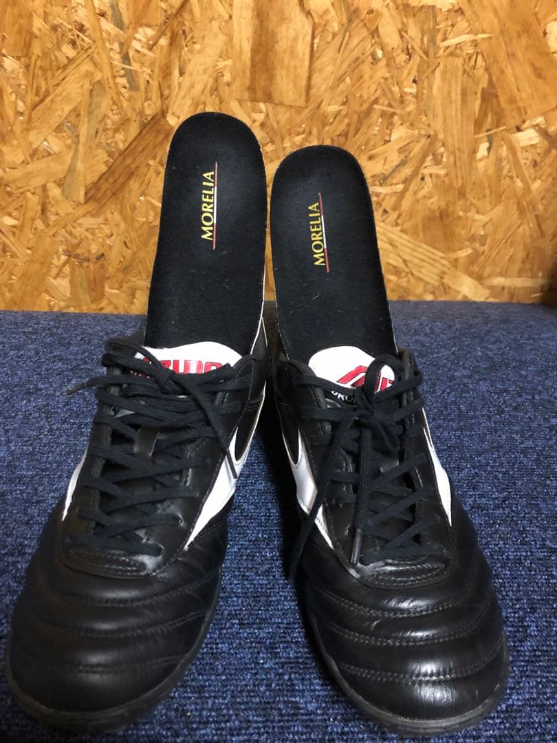 Mizuno フットサルシューズ モレリア TFブラック/ホワイト/レッド