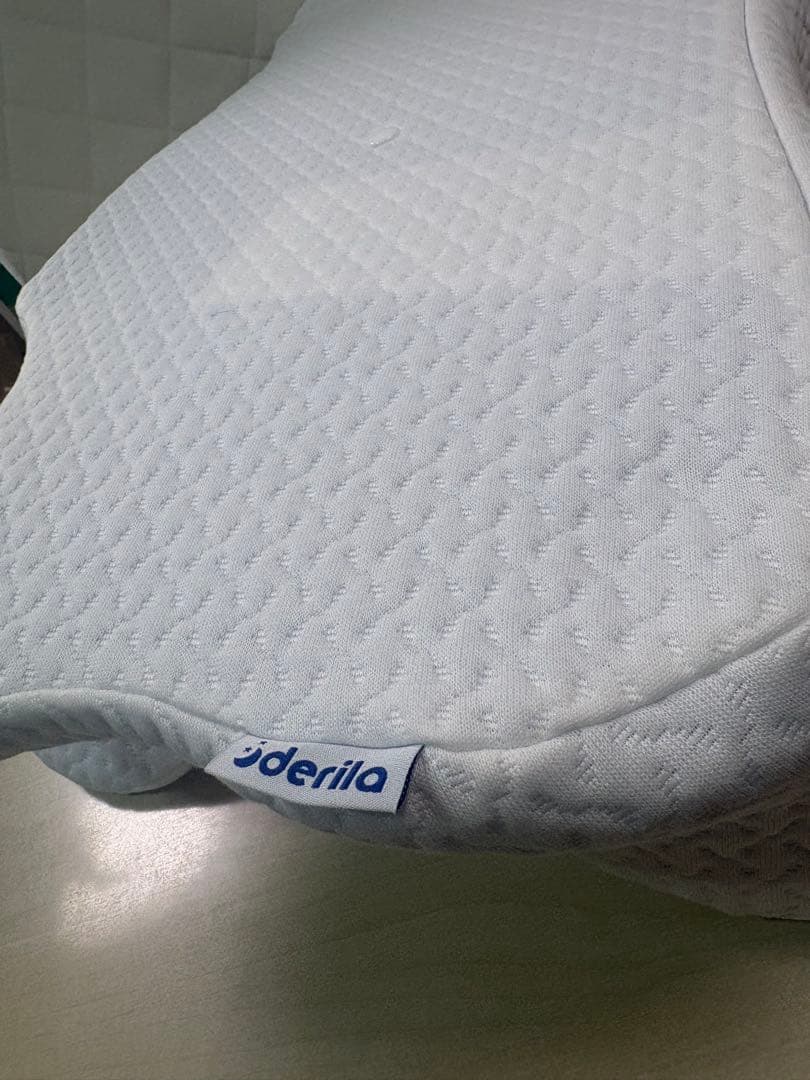 Derila デリラ 低反発 メモリーフォーム 枕 快眠枕 首痛 イビキ対策
