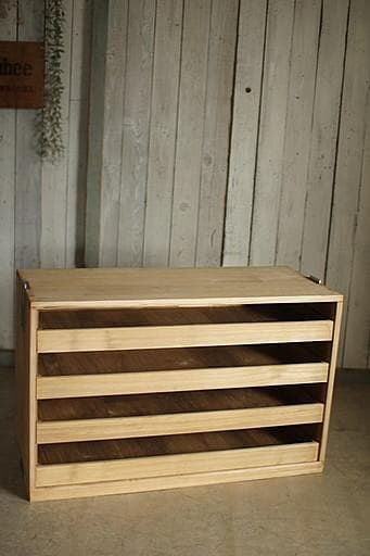 eri　古い木製の引き出し4段　食器棚　キャビネット　古家具　古民家