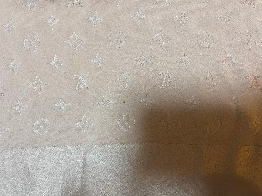 【美品】Louis Vuitton カレ モナコ モノグラム スカーフ ピンク