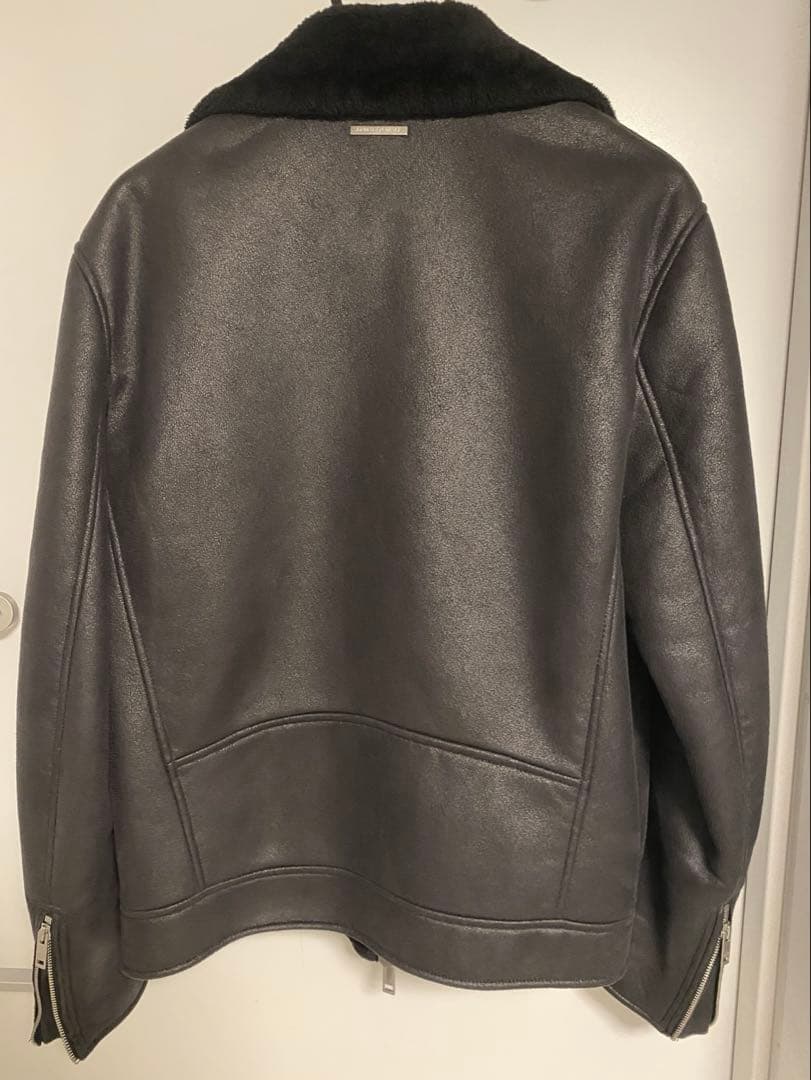 Armani Exchange ファー付きライダースジャケット