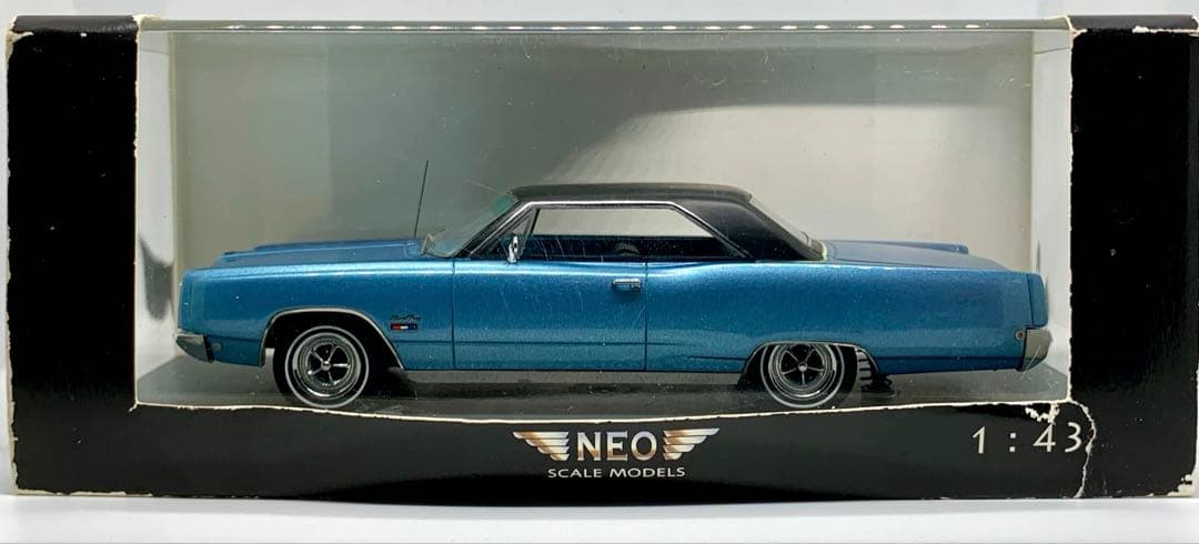 ネオ プリマス スポーツ フューリー 2ドア ハードトップ 1/43 NEO