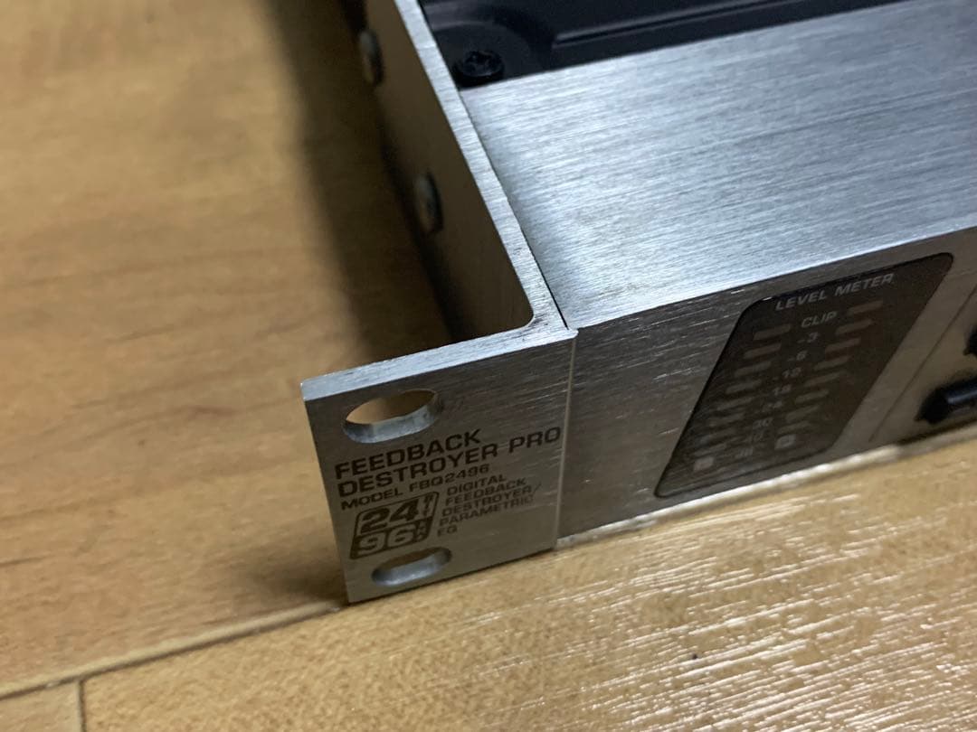 【送料込】BEHRINGER FBQ2496