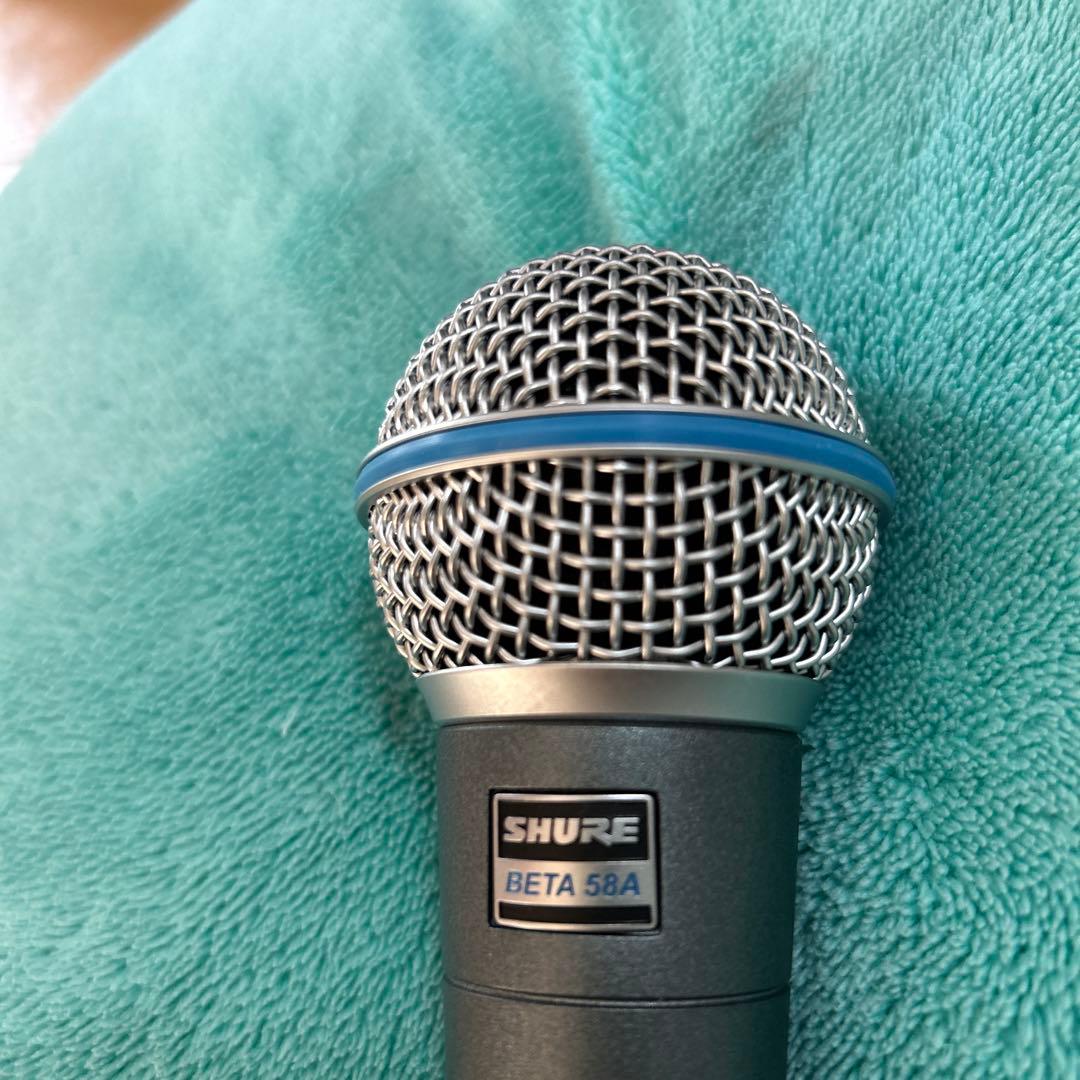 SHURE BETA58A ダイナミックマイク　3回使用　シュア　マイク