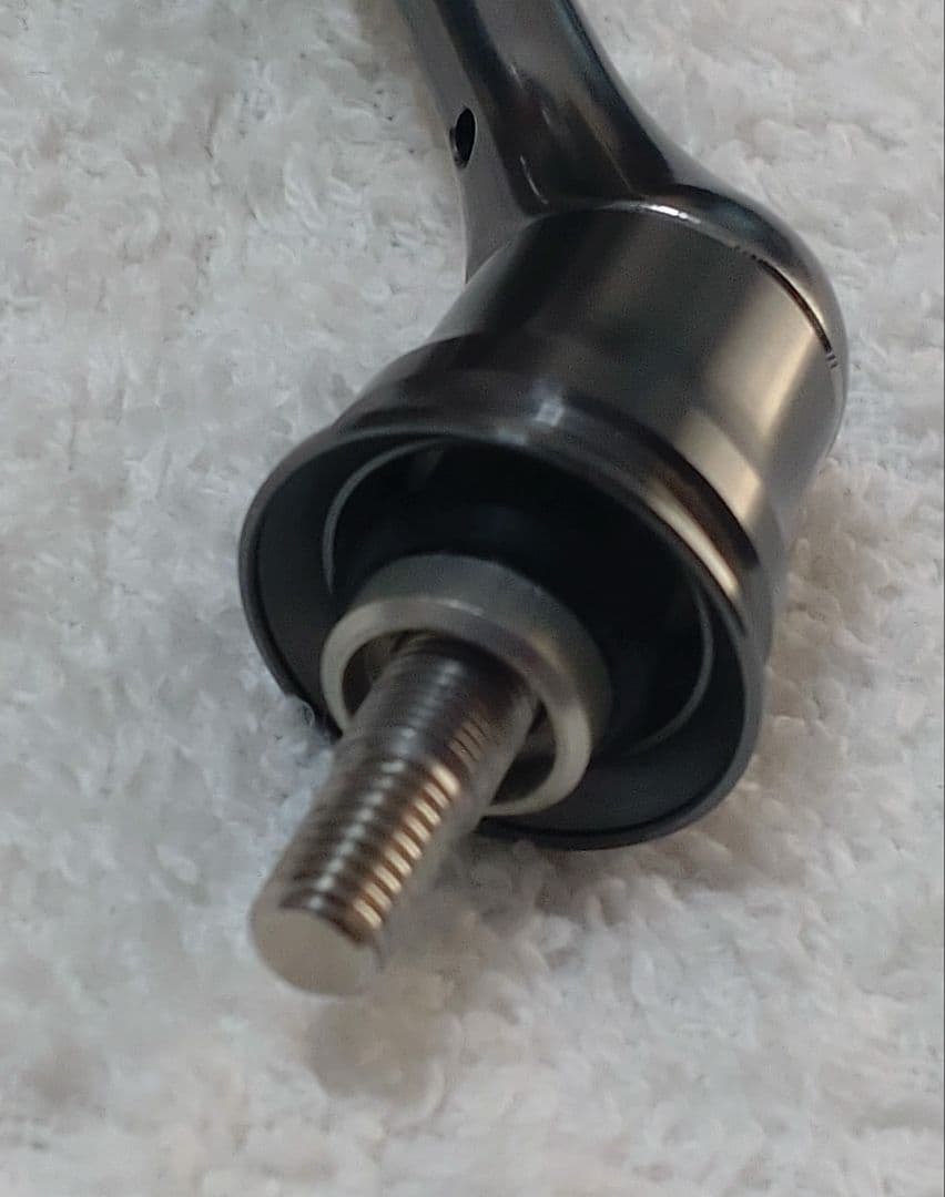 シマノ 18ステラC2000S 純正40ミリ　　ハンドル 極美品