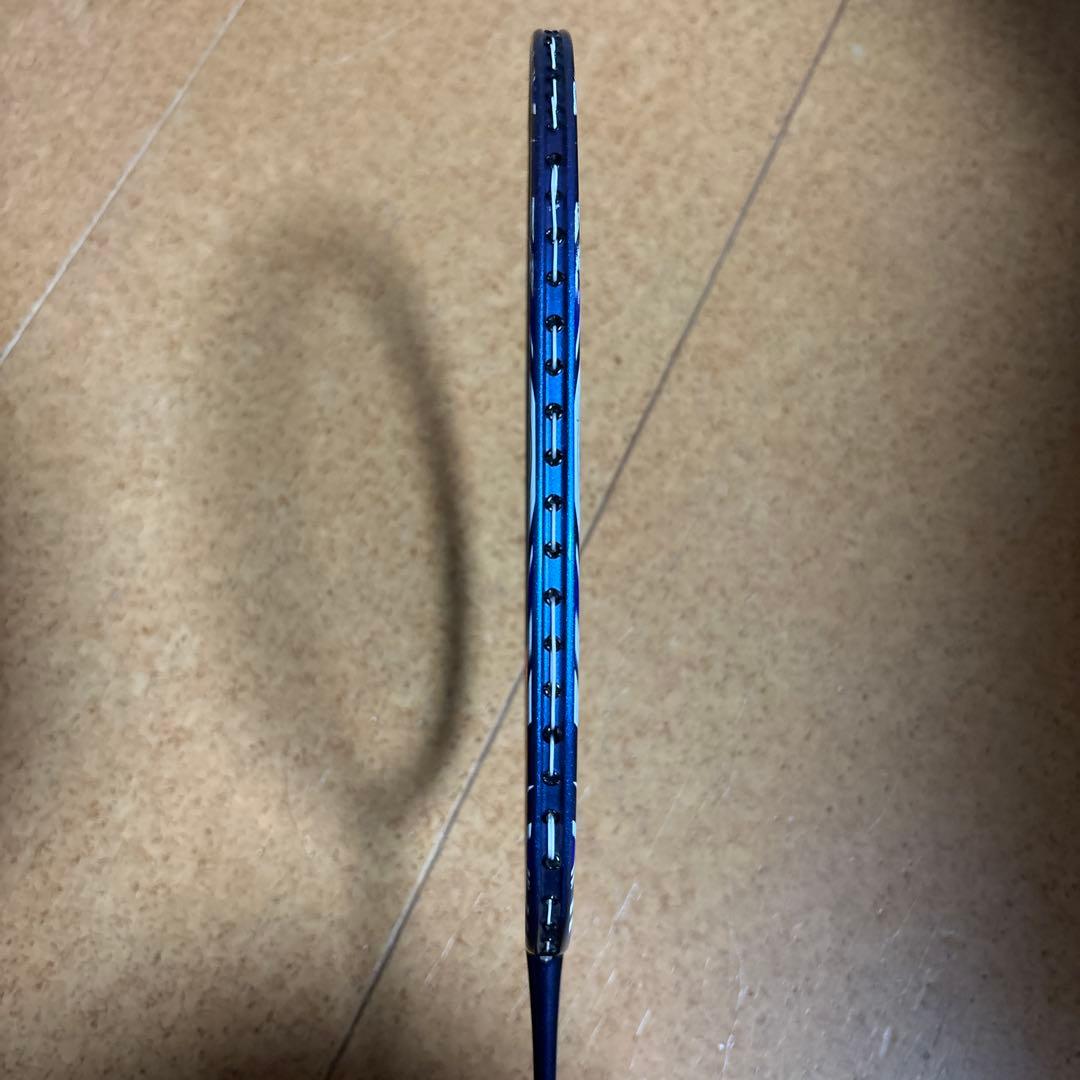 ASTROX 100zzバドミントンラケット　ジャンク品