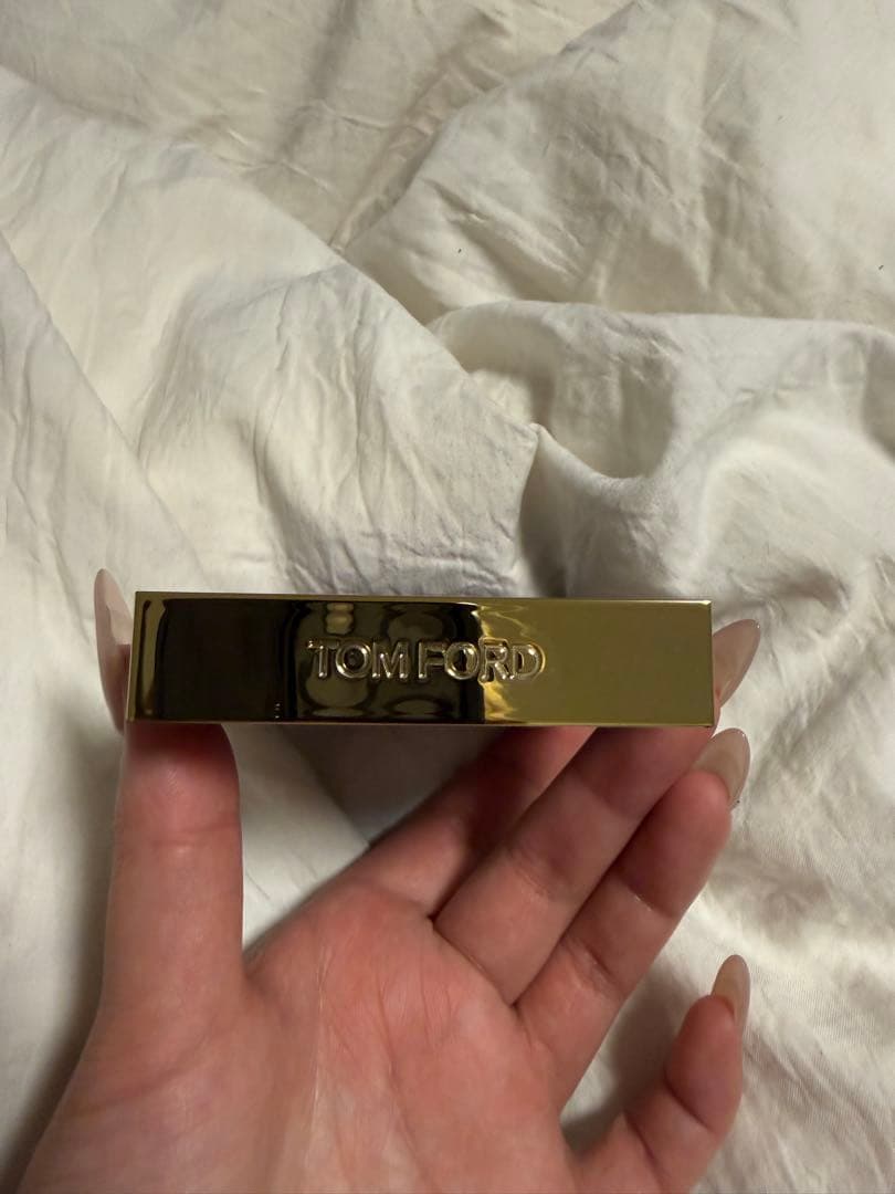 TOM FORD アイカラー クォード インソレント ローズ