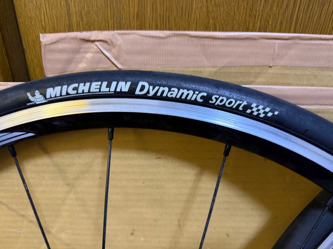 シマノ　WH-RS11 ロードバイク 700C ホイール