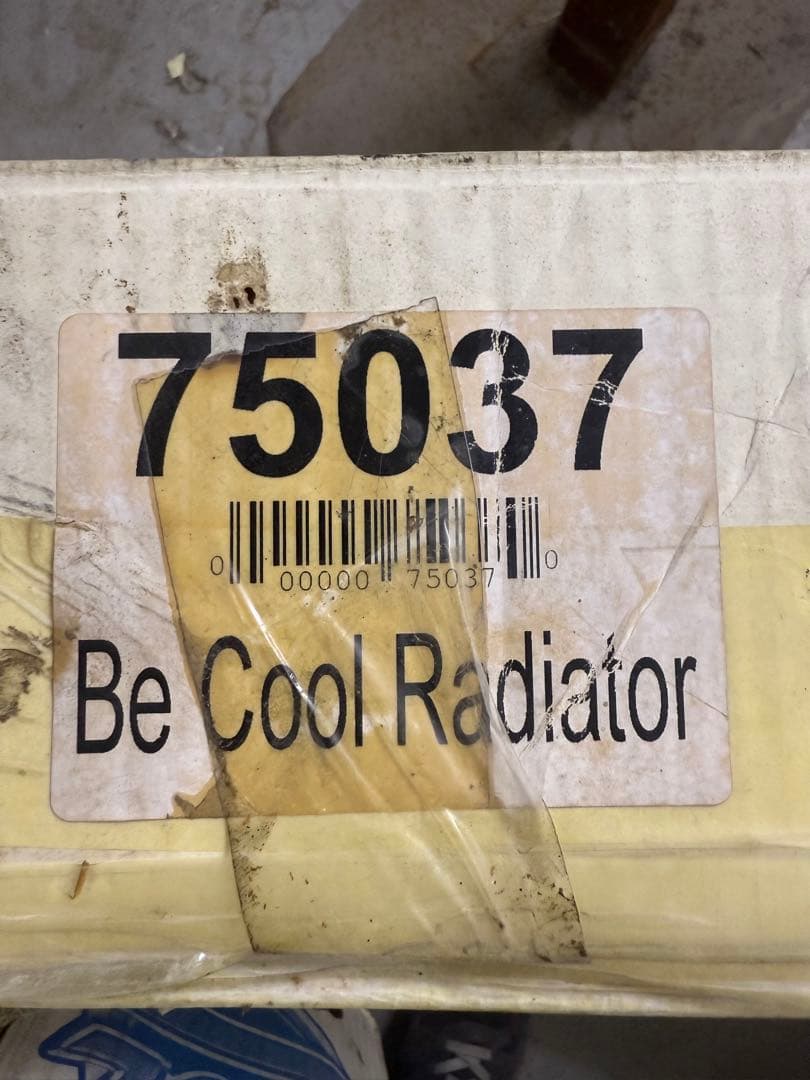 BE COOL 75037 デュアル電動ファン　クローム　未使用品　アメ車
