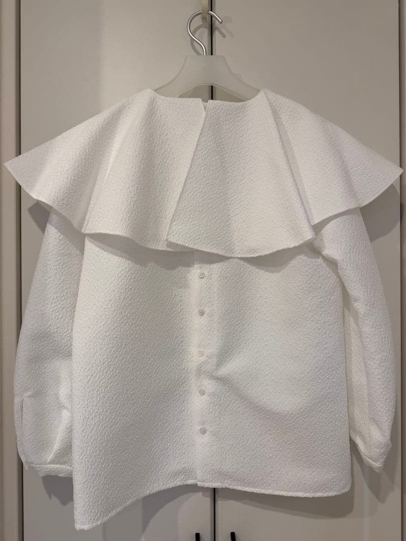 新品未使用　OHGA BIG COLLAR BLOUSE ホワイト