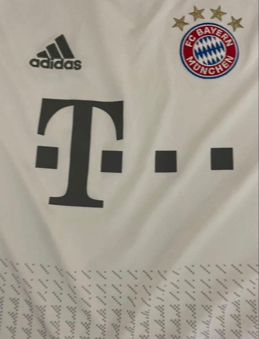 FCバイエルン・ミュンヘン ホワイトシャツ Lサイズ