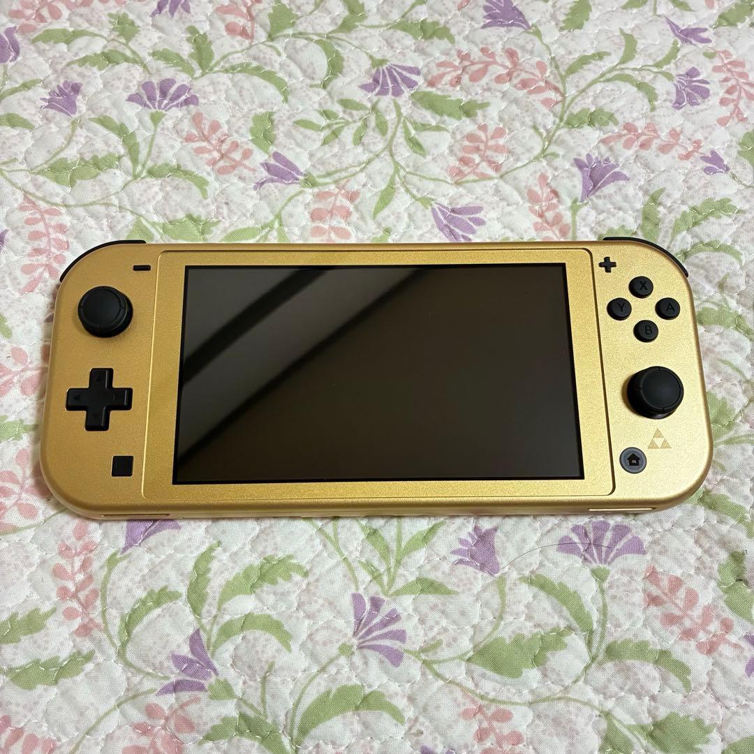 【完品・美品】Nintendo Switch Lite ハイラルエディション