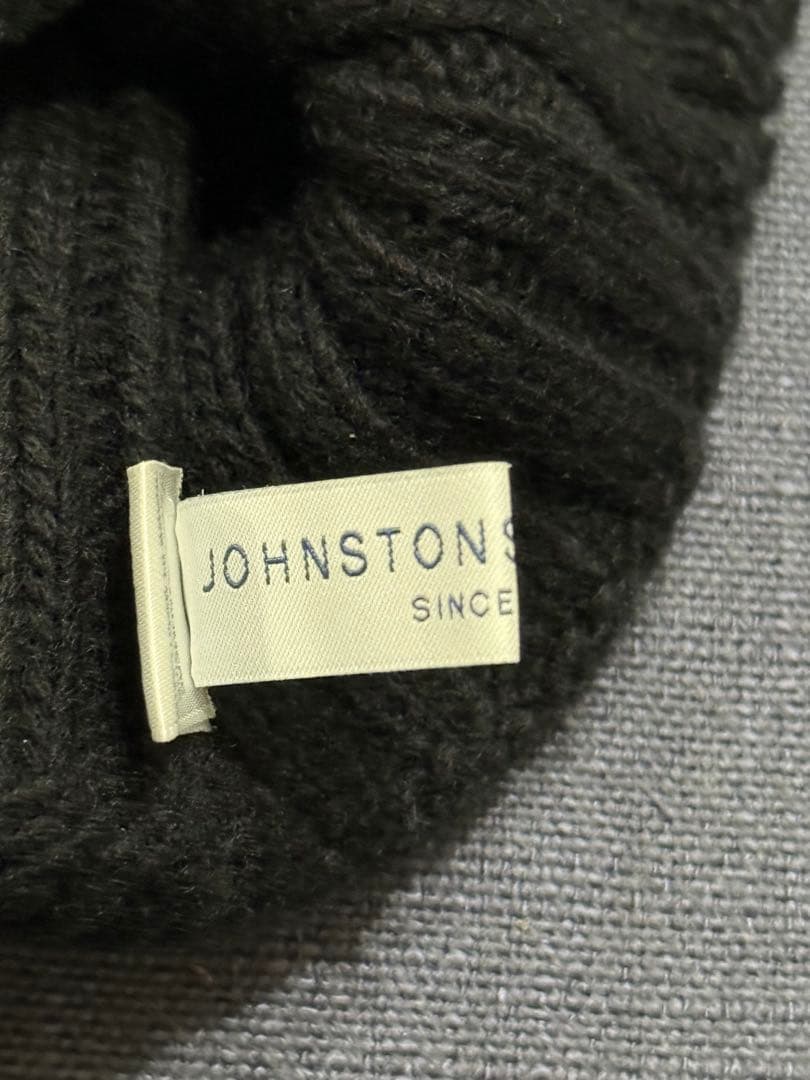 JOHNSTONS ブラック ニット帽 カシミア100