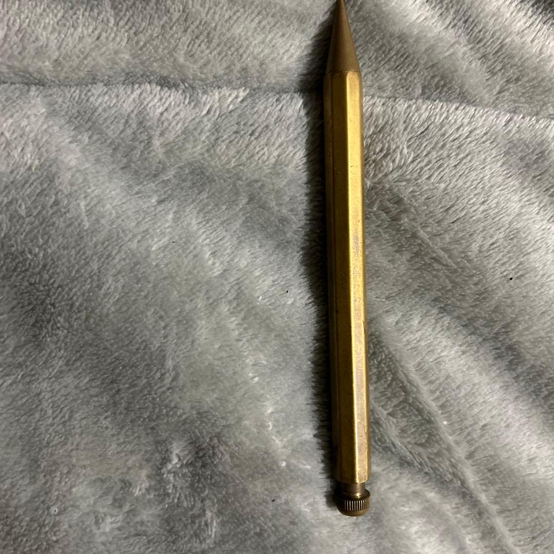 オレンズネロジャンク、クルトガダイブジャンク　カヴェコ