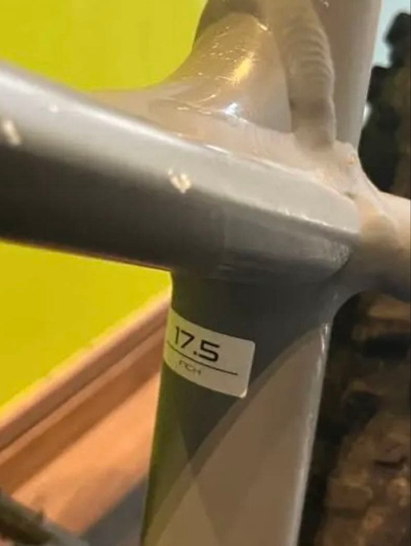 2019 TREKロスコ8 17.5（Mサイズ） 27.5+ハードテール