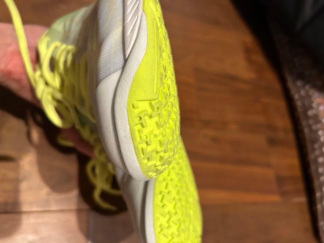 YONEX パワークッションエアラスZワイド SHBAZ2W