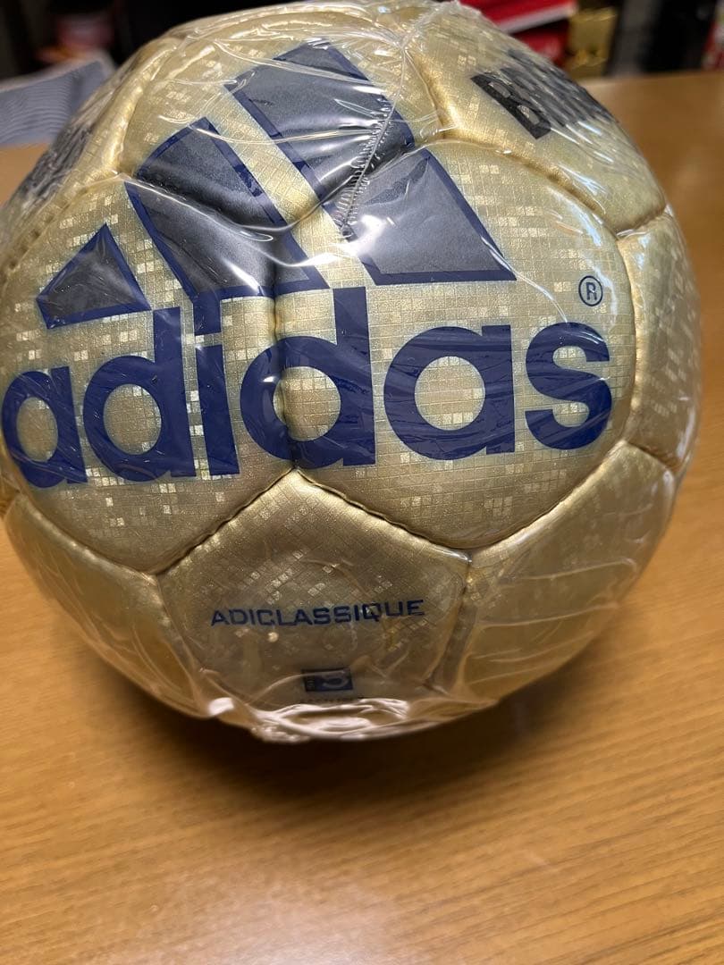 adidas ADICLASSIQUE サッカーボール 5号 ブラウン　コラボ