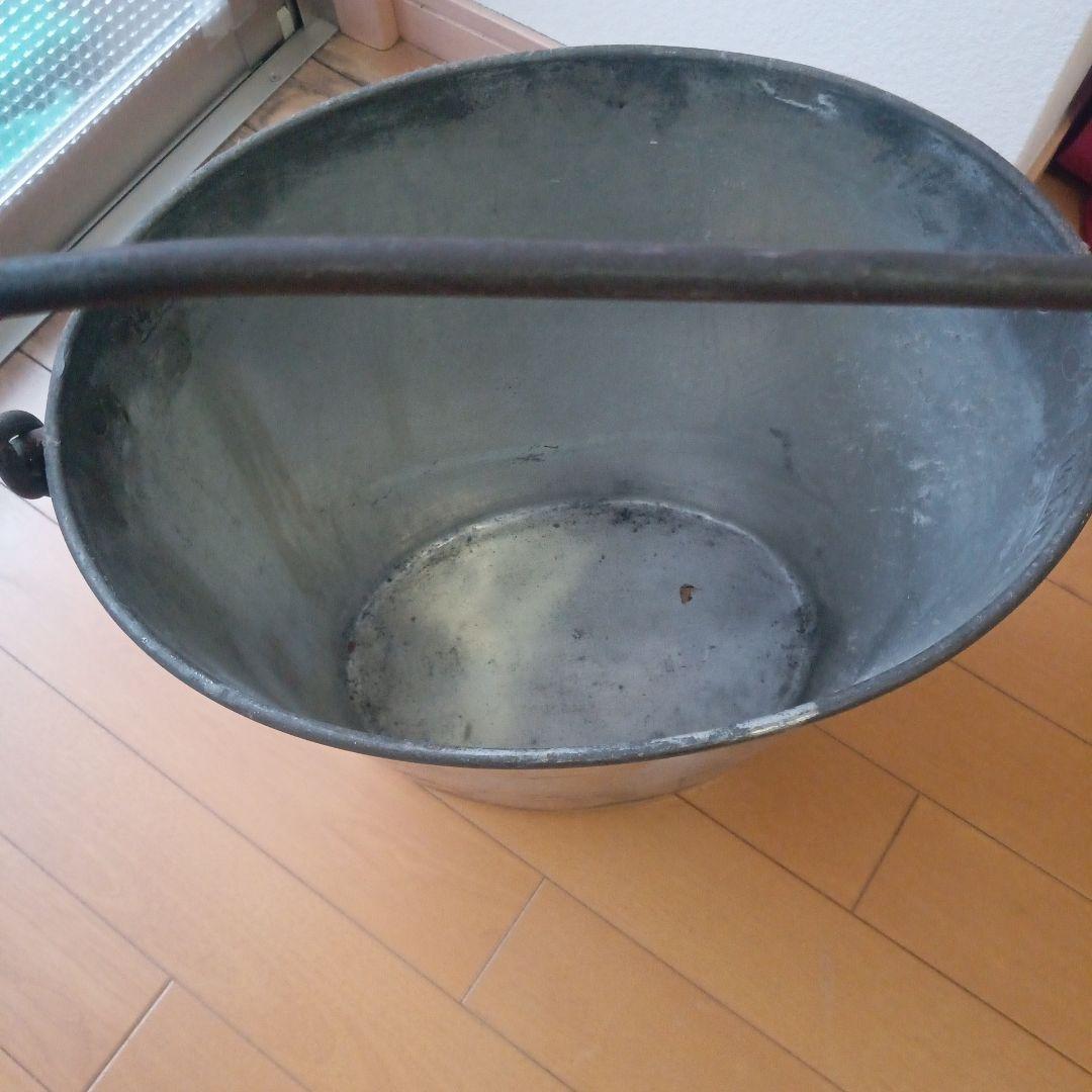 ヴィンテージ　アンティークな錫バケツ
