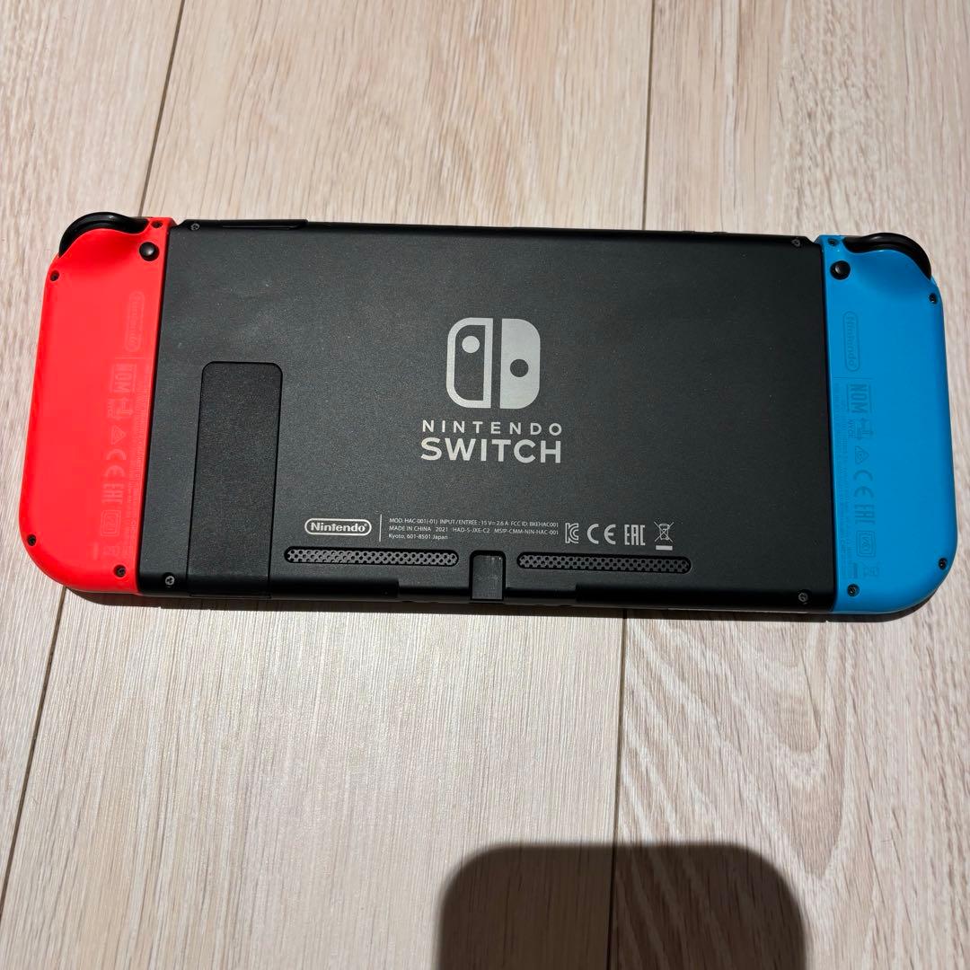 【マリオ　2ゲーム付き】Nintendo Switch 本体